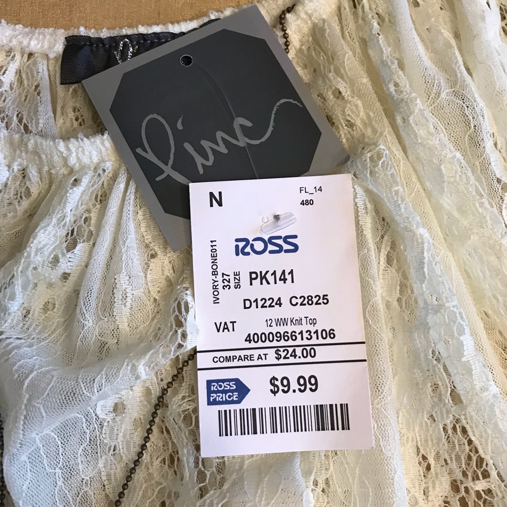 Sweet & Lacy - Picture 3 of 4